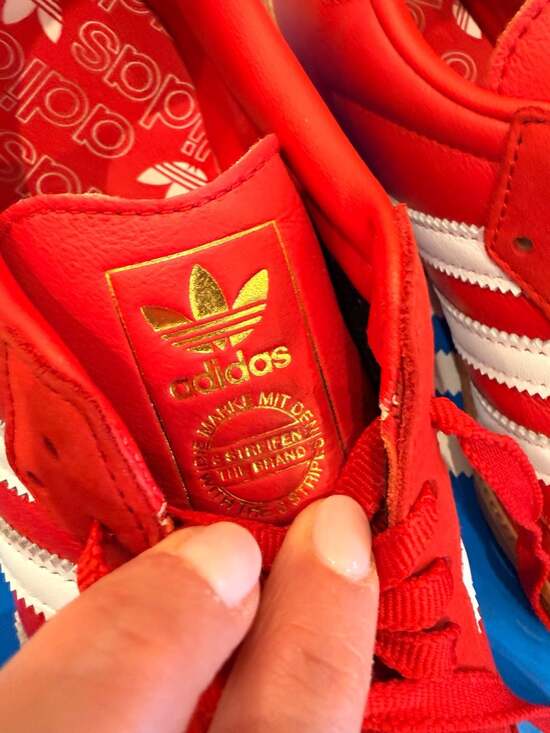 adidas Samba OG W Better Scarlet / Footwear White / Gold Metallic Sneaker (IE652 - Picture 3 of 10